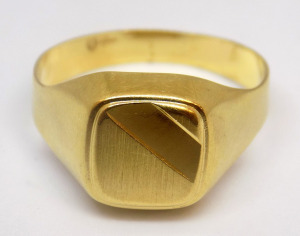 Férfi arany pecsétgyűrű (ZAL-Au 110029)