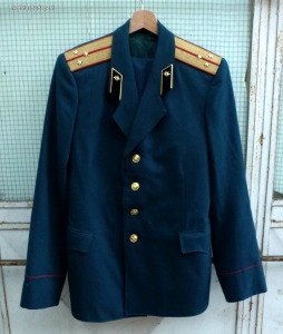 Szovjet katonai egyenruha (zakó+nadrág)