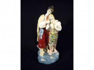 V055 Nagyméretű porcelán két alakos szobor