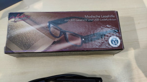Infactory LED olvasó szemüveg +1,5 dioptria (hibás)