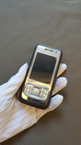 Nokia E65 - független