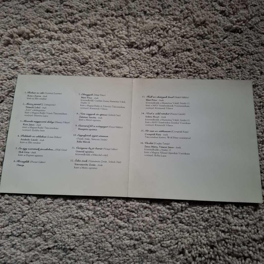 ROHAN AZ IDŐ...(SLÁGEREK S.NAGY ISTVÁN SZÖVEGEIVEL) CD