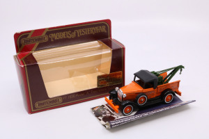 Matchbox (MOY) Y-7 1930 Model A Ford Wreck Truck Barlow Motor Sales