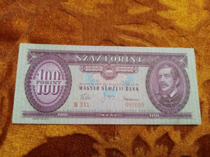 1960 -as ropogós 100 Forint Bankó egyenes szárú hármassal Ritkább !!! (L1221)