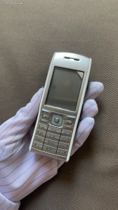 Nokia E50 - Független