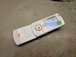 Sony Ericsson W900 W900i hibás