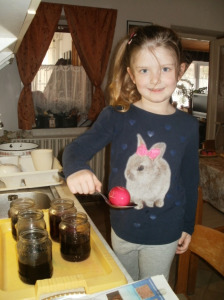 Kislány húsvéti ruha.csomag 4 . 5 éves 2 felső  . 2 leggimgs óvodás