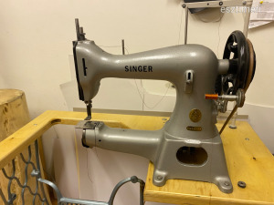 Singer k45 jobb karos bőrvarrógép kiváló állapotban