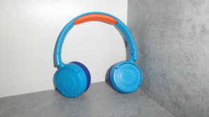 JBL JR300 Bluetooth gyerek fejhallgató