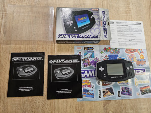 Nintendo Gameboy Advance GBA játékokkal