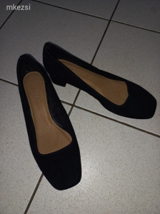 Új fekete színű Next 40-40,5-s nubuk bőr komfort női cipő (meghosszabbítva: 3345651698) - Vatera.hu Kép