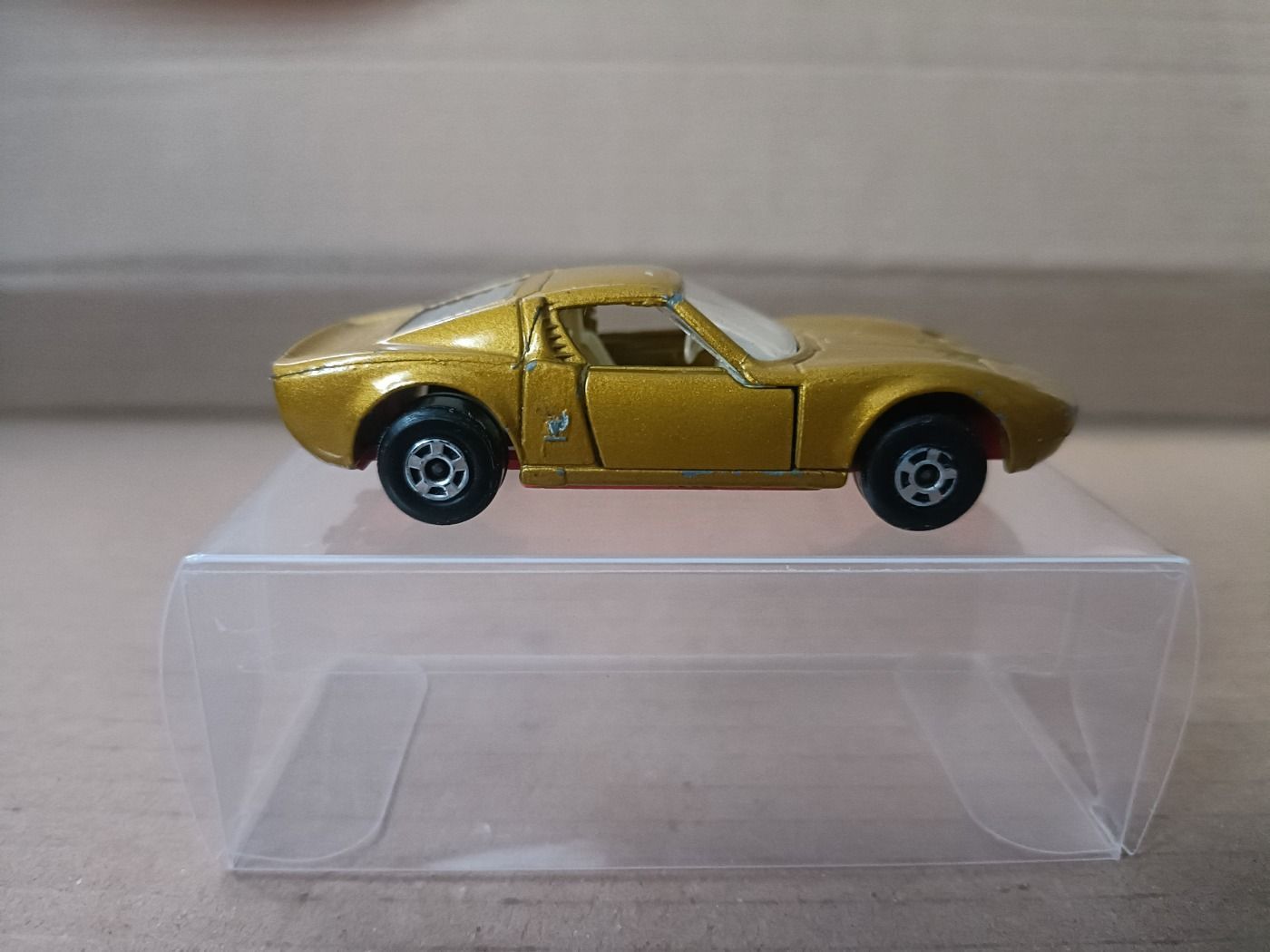 Matchbox Superfast Lamborghini Miura P400 – Châssis Rouge – Boîte D'origine