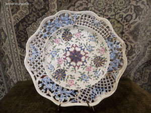 Antik áttört porcelán tányér (meghosszabbítva: 3134008703) - Vatera.hu Kép