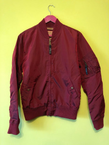 Eredeti Alpha Industries MA-1 Type burgundi vörös Bomber dzseki divatos vagány férfi kabát Méret: S
