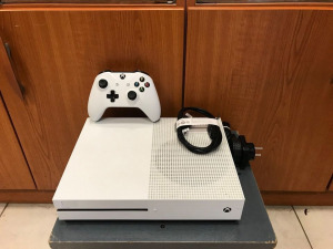 Xbox One S 500GB Konzol Újszerű Fehér Garis !