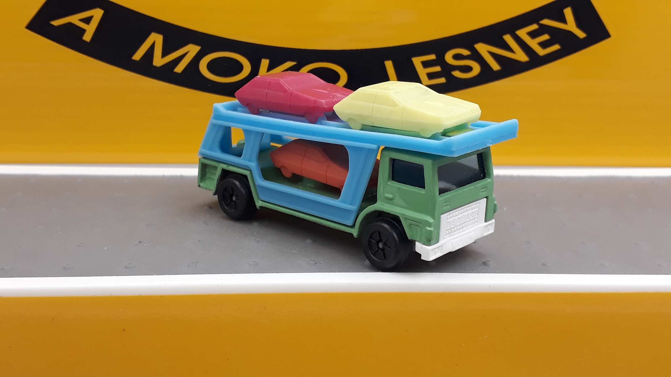 Matchbox Utánzat. Playmobil. Car Transporter.