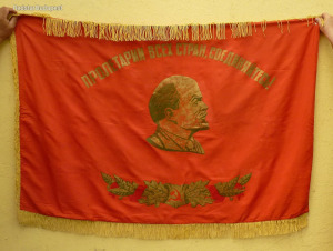 Régi Szovjet CCCP Lenines és címeres selyemzászló