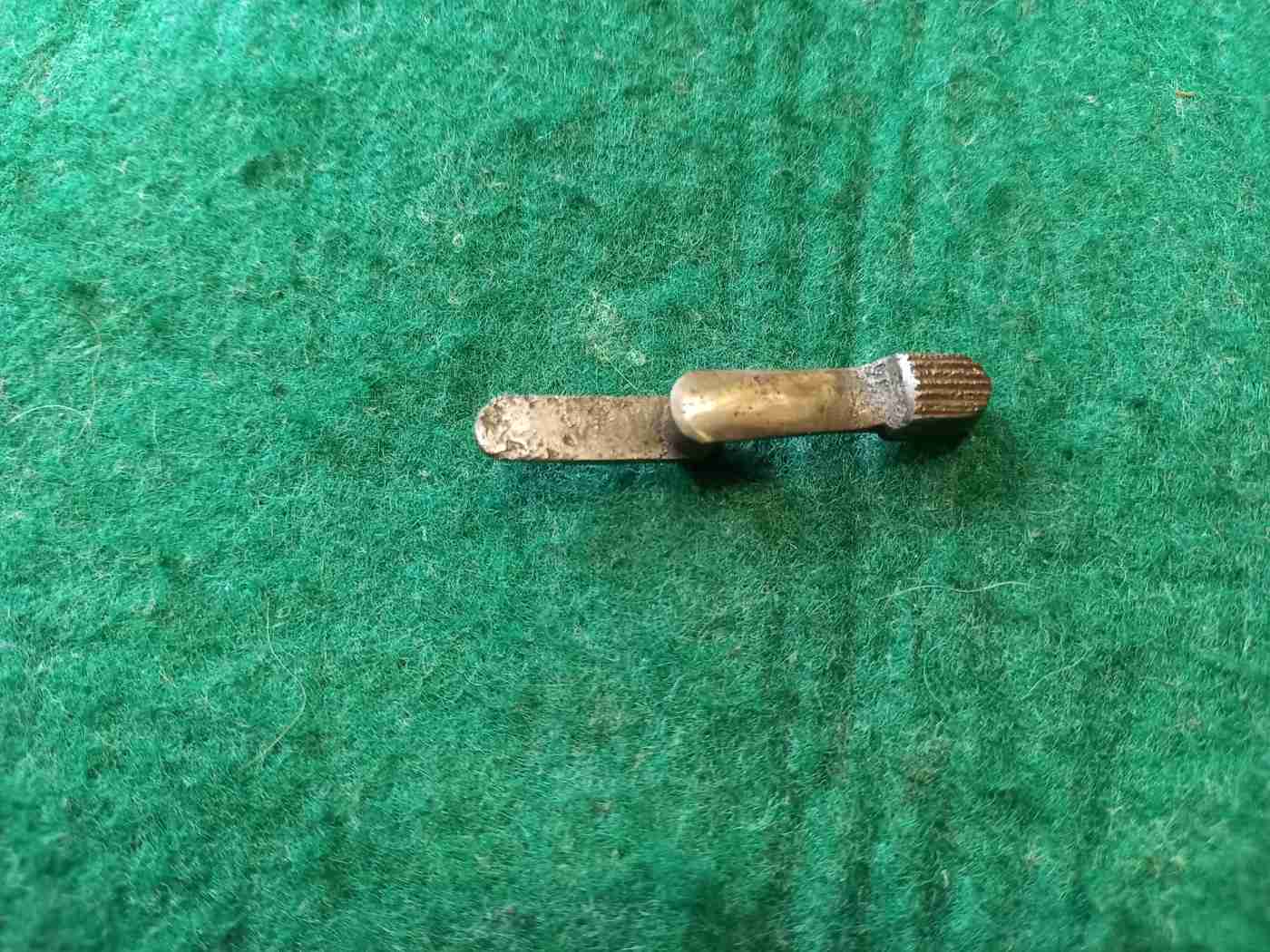 P08 alkatrész.