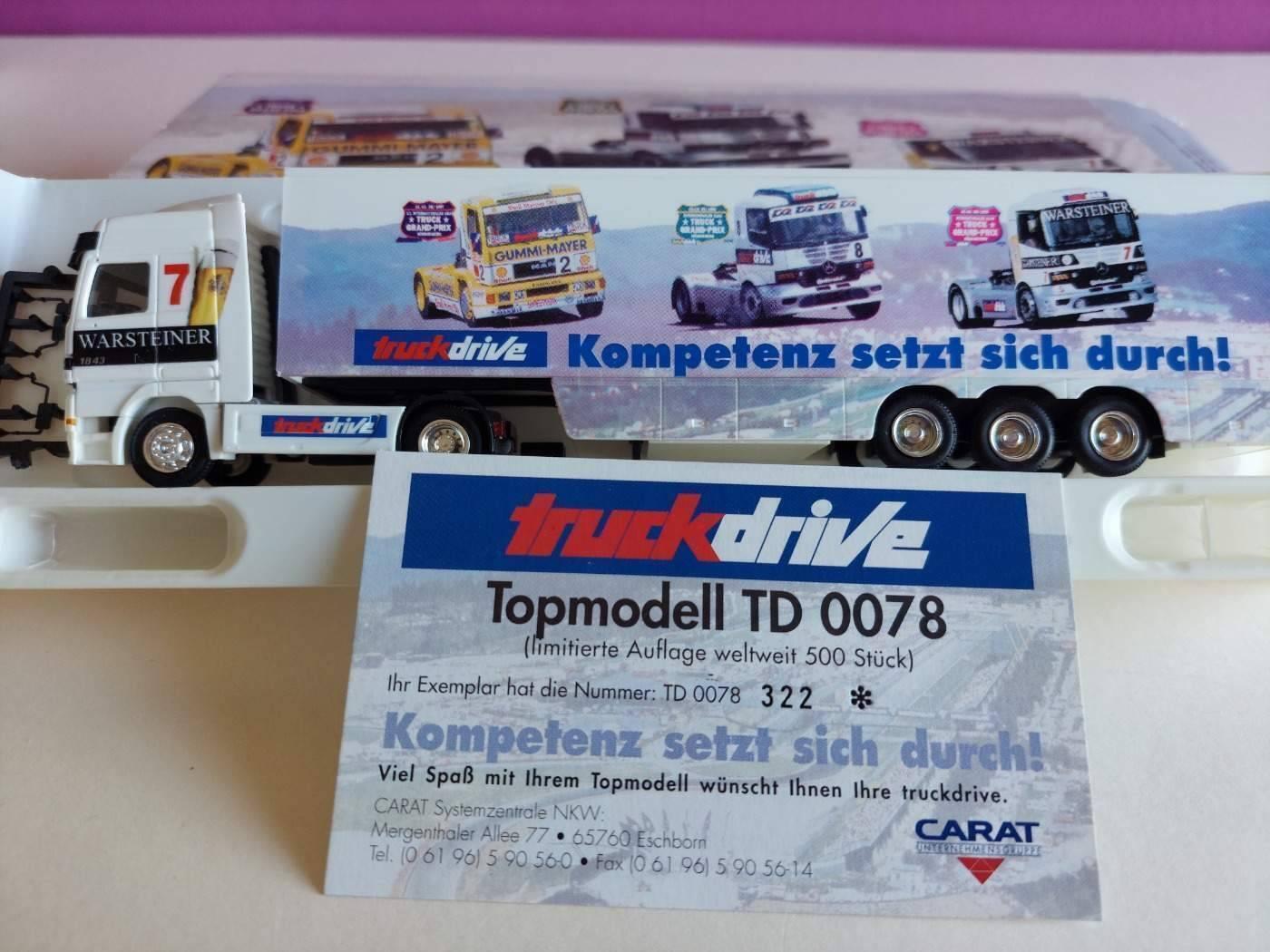 Siku 1:87 Mercedes Truck with Stunt Plane