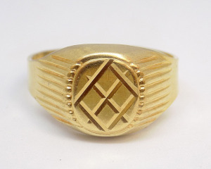 Arany pecsétgyűrű (ZAL-Au 109888)
