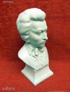 Mozart Herendi szobor