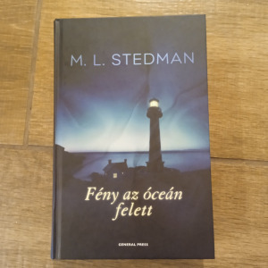 M.L.Stedman: Fény az óceán felett