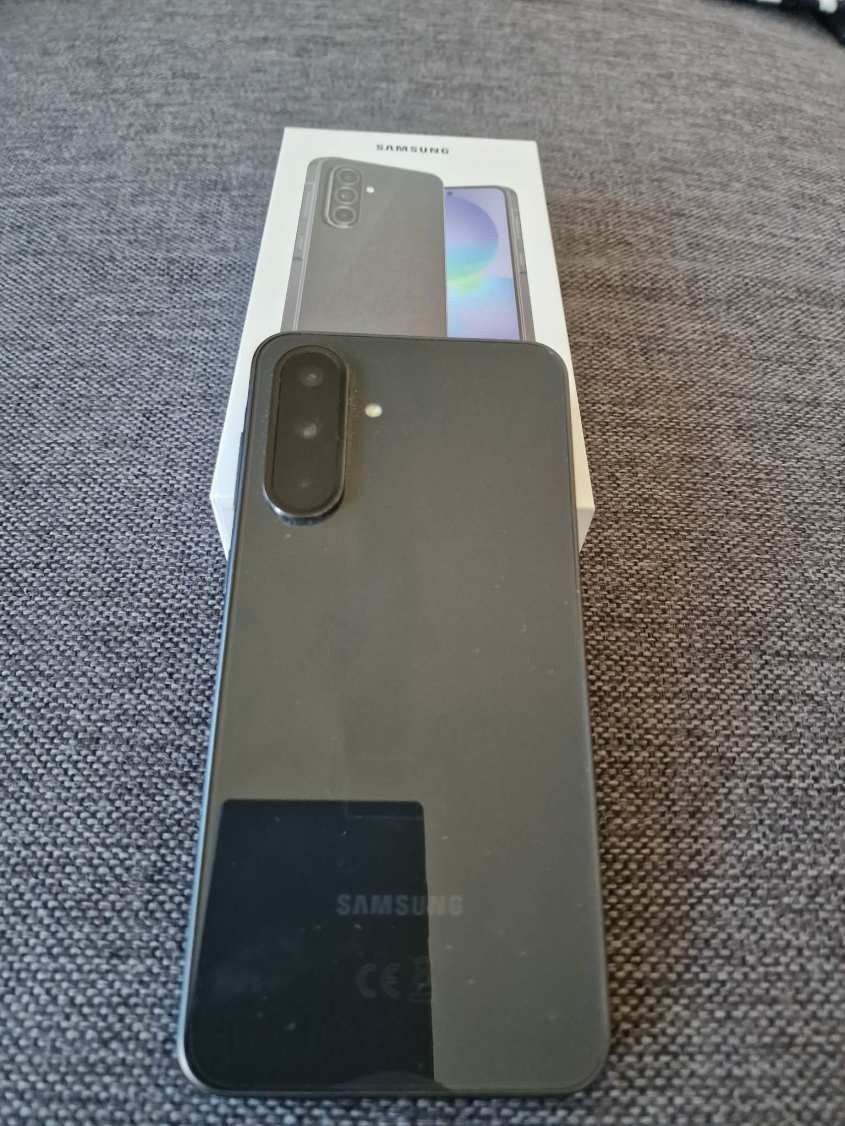 SAMSUNG A36 5G 256 GB HIBÁTLAN ÁLLAPOTBAN