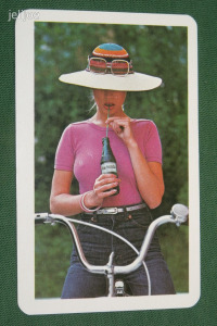Kártyanaptár,TraubiSoda üdítő ital,erotikus női modell,kerékpár,1979,  ,S,