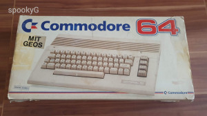Commodore 64C + tápegység dobozában - tesztelt, hibátlan