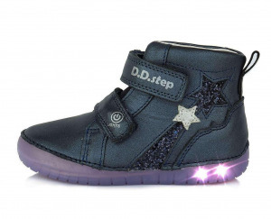 DD Step Csillagos magasított szárú LED világító bőr cipő 30