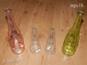 ÚJ Ikea virágos és pöttyös üveg vázák