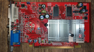 PC alkatrész - VGA - PCI-E - RADEON X600 256MB