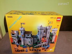 LEGO 10305  Lion Knights Castle