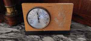 Celsius skálájú rugós hőmérő, fa test - Vatera.hu Kép