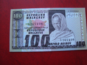 Madagaszkár 100 Francs UNC 1974
