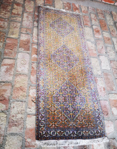 Perzsa szőnyeg 75cmx195cm