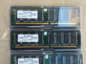 1 Gb (2x512 Mb) Infineon DDR 400 MHz PC3200 RAM kit.
