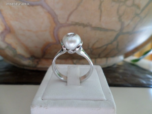 Galatea gyöngy és brill fehér arany gyűrű