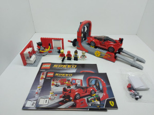 LEGO Speed Champions 75882 - Ferrari FXX Kutató és fejlesztő központ - RITKASÁG!