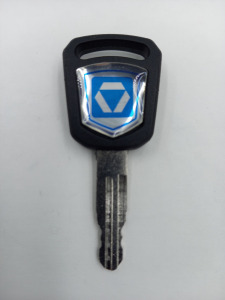 XCMG munkagép kulcs (kotró gyújtáskulcs és ajtózár kulcs)