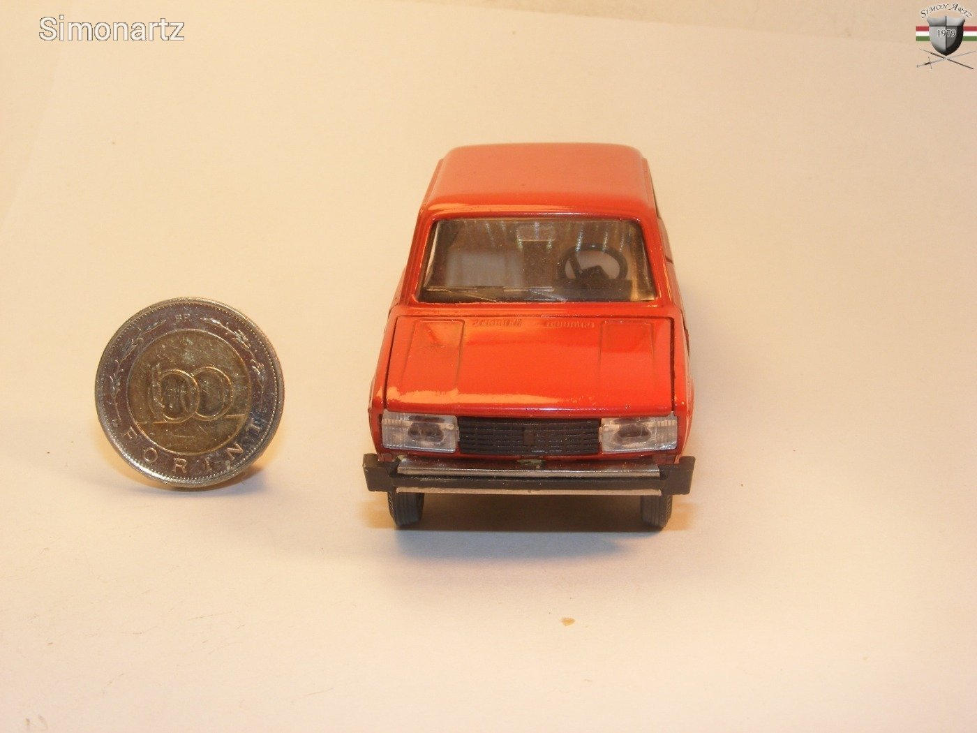NovoExport USSR 1/43 - Boite vide Lada 2105