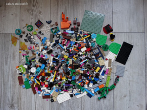 0.9 KG LEGO EGYVELEG - MINECRAFT,BIONICLE,FRIENDS,CITY.....