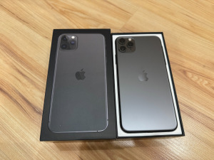 Eladó használt Apple iPhone 11 Pro Max