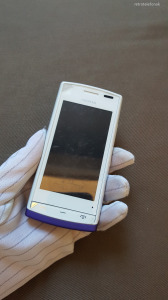 Nokia 500 - független - fehér-lila