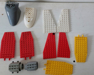 LEGO speciális elem csomag / szárnyak, orr, hajtómű