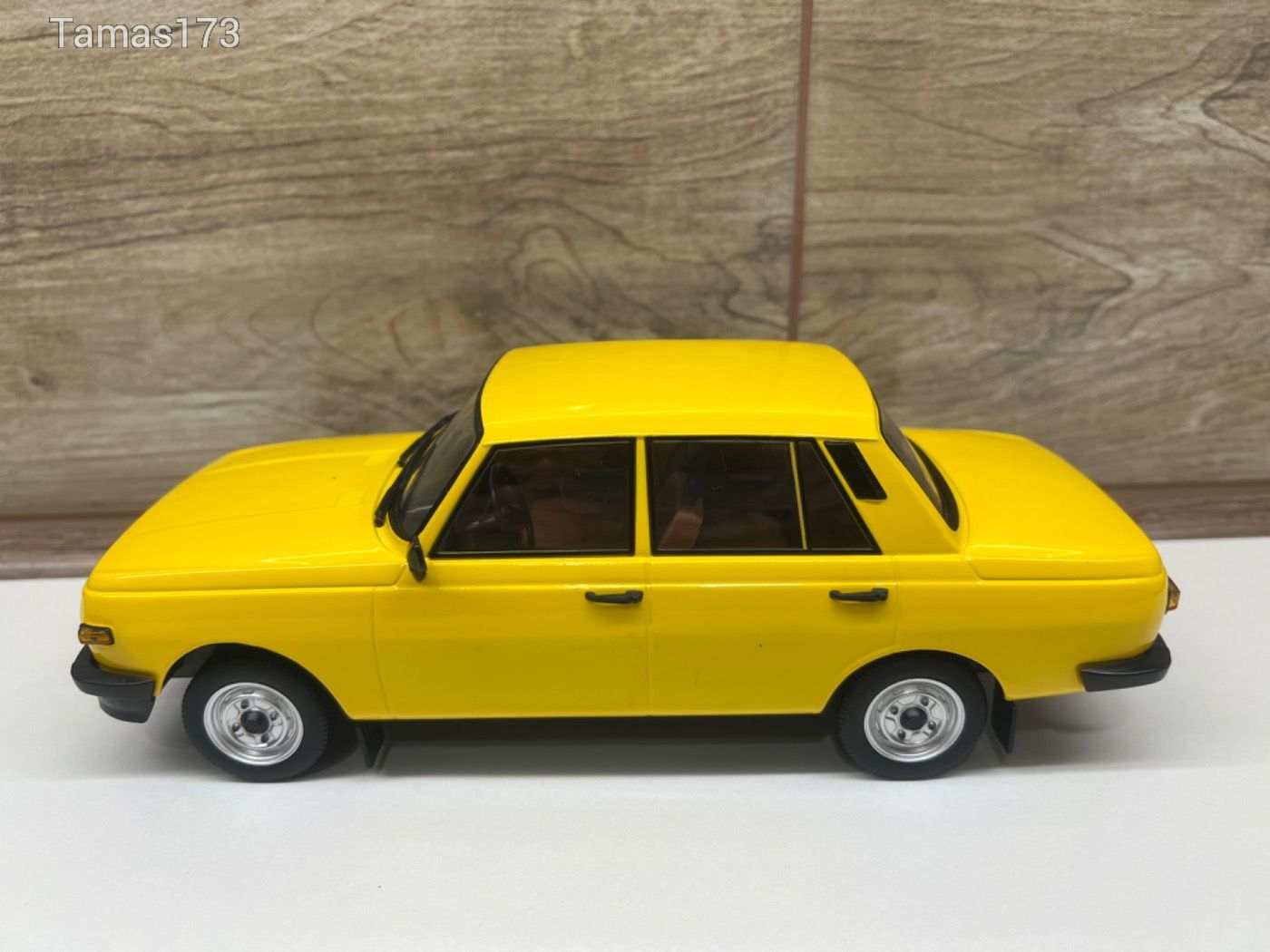 BMW Alpina C2 E30 Cabriolet 1986 Blanche – MCG 1/18 – Réf. 18383 (Neuf)
