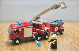 LEGO® City 7239 - Fire Truck/Tűzoltókamion