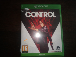 Xo-213   Xbox One  Eredeti Játék : Control  ( karcmentes)