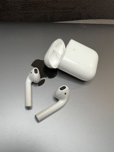 Apple AirPods 2. generáció, hibás