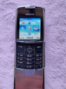 NOKIA 8800 mobiltelefon